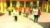 小学生集体跳广场舞，都是未来的舞王