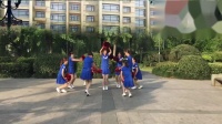 健康一生广场舞《中国歌最美》人变队形花球舞