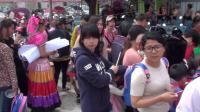 广西三月三，白天鹅幼儿园的美食节、架子鼓、竹竿舞、民族舞嗨爆广场