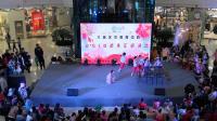 万达广场舞蹈表演“遥远的爸爸妈妈”，由郭芝羽等小朋友演艺