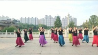 河北沧州女人花健身队~广场舞中三步舞《爱不在就放手》穿美裙跳美舞