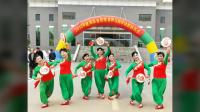 上冈英子健身队广场舞:欢乐渔鼓。