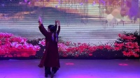 九台区嘉鹏健身操舞协会举办建队八周年新春联欢会表演三步舞：黄玫瑰