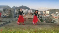 沙地广场舞《拉萨夜雨》编舞：饶子龙   五月红与风云姐妹双人版