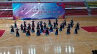 乌兰牧骑宫翩翩起舞健身队参加全盟广场舞大赛舞蹈巜蒙古汉》