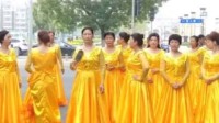十月玫瑰广场舞 手语舞《国家》和馨悦模特队姐妹及其他舞队姐妹彩拍照片