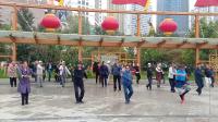西宁中心广场藏族锅庄视频频273《巴桑老师教玉树卓舞山顶上的敖包》